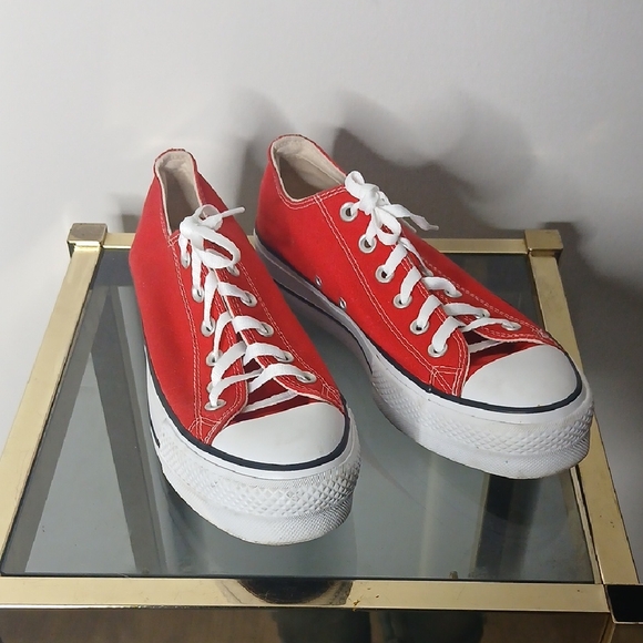 Converse Red Chuck Taylor All Star Low Sneakers Ox Size 10 - Picture 1 of 16